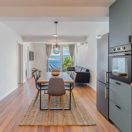 Sea View Apartment