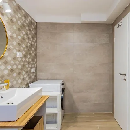 Sea View Apartment